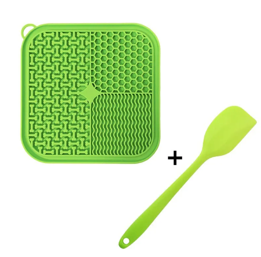 Calming Dog Lick Pad with Suction Cups